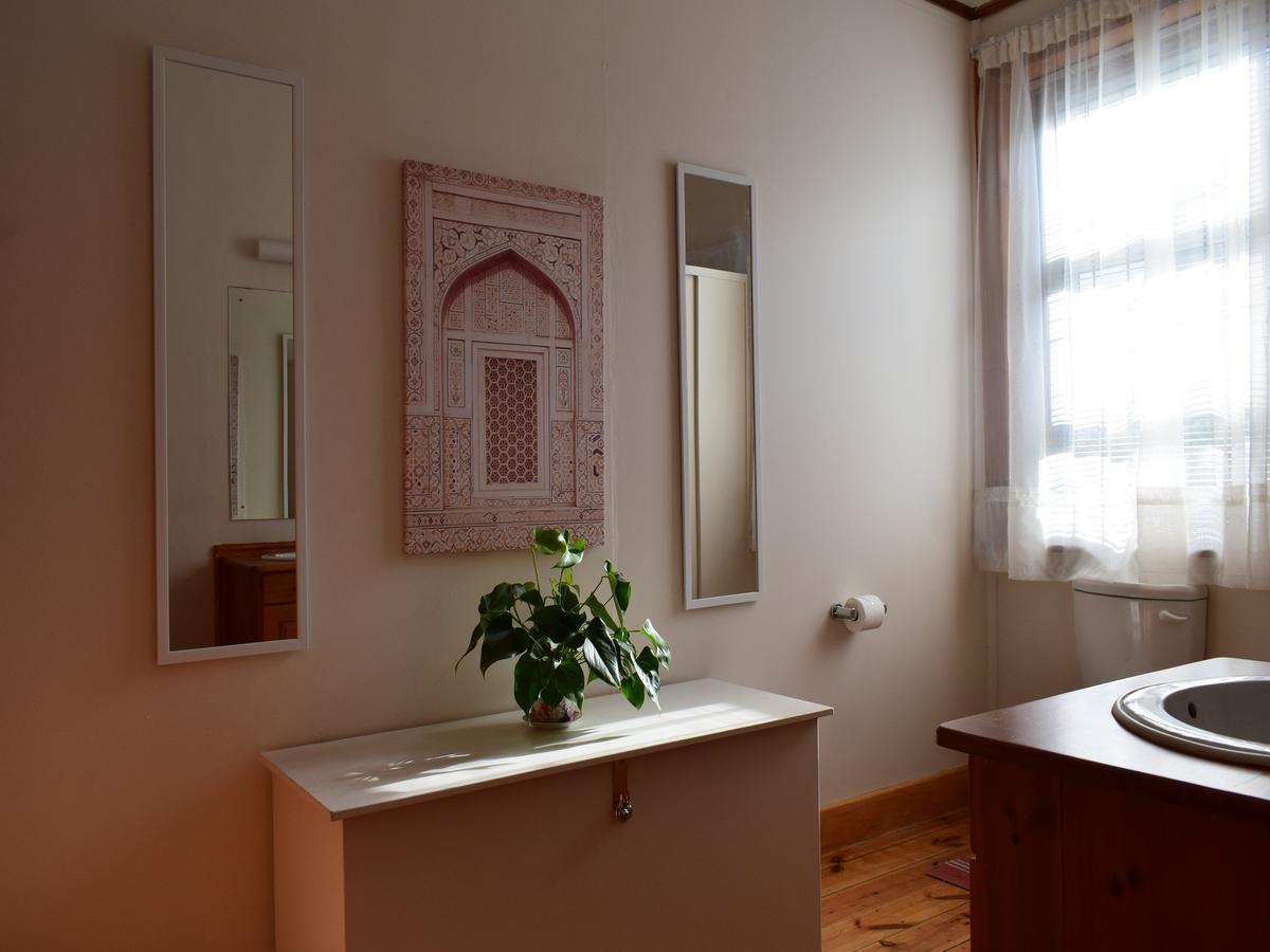 Auberge Alouette Guesthouse Франшхоек Екстериор снимка