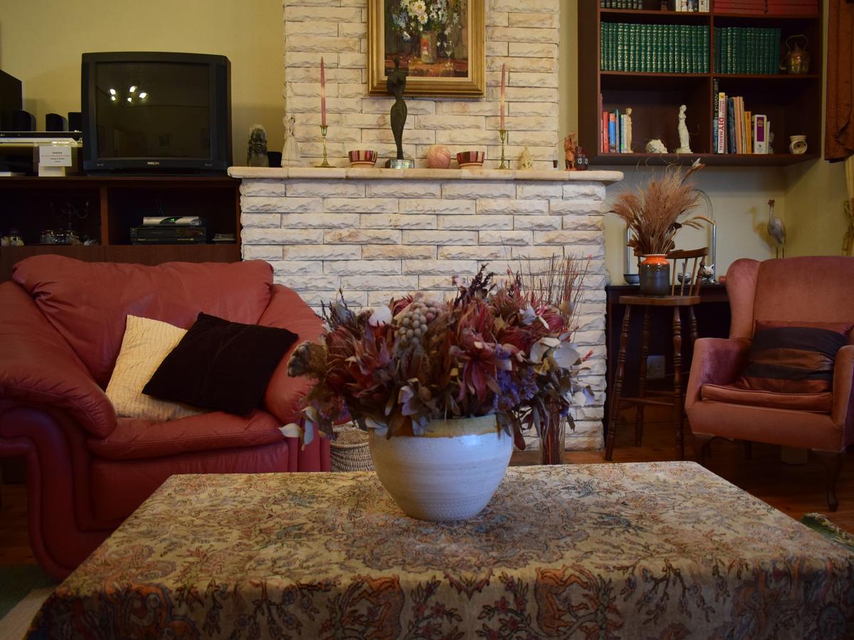 Auberge Alouette Guesthouse Франшхоек Екстериор снимка